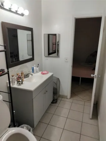 $2,200 | 18318 Northwest 68th Avenue, Unit E, Hialeah, FL 33015