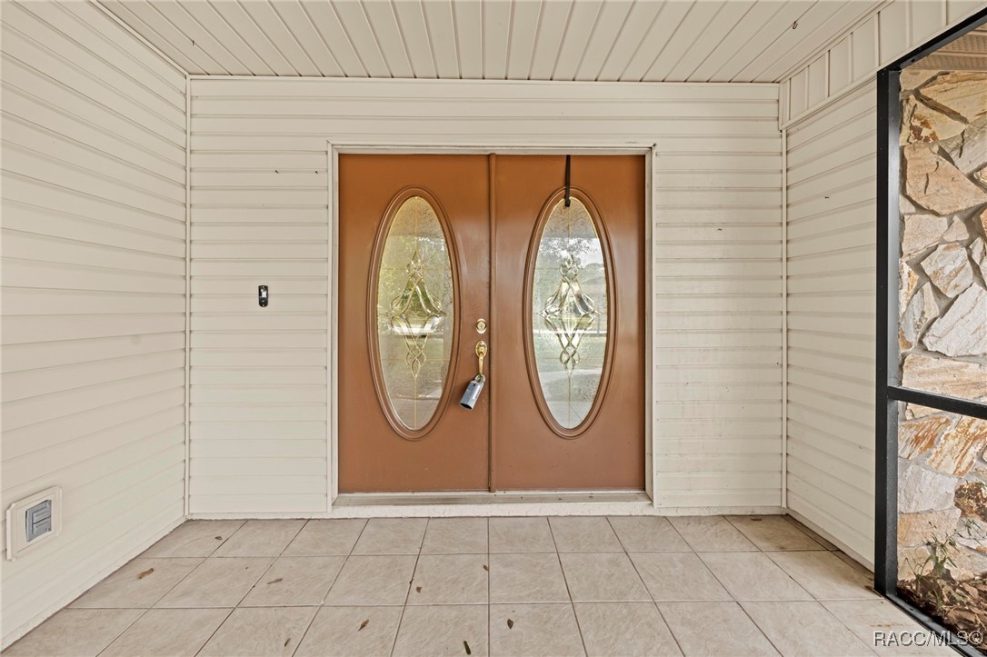 7401 Galloway Road Weeki Wachee, FL 34613 - Photo 5 of 56