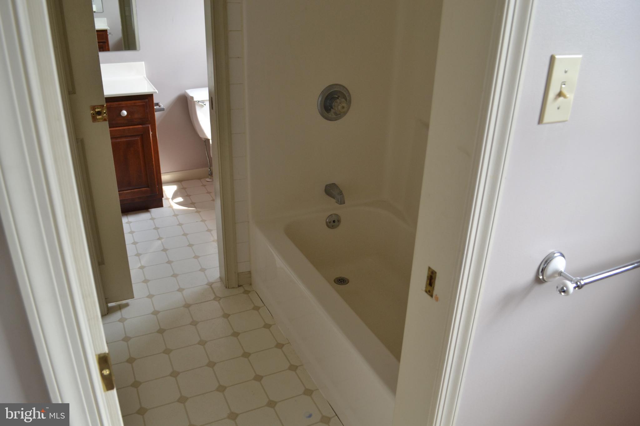 9 Longenecker Road Lititz, PA 17543 - Photo 13 of 15