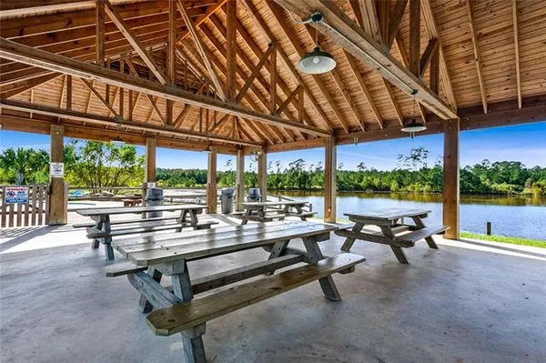 $535,000 | 7129 Green Heron Drive, Madisonville, LA 70447