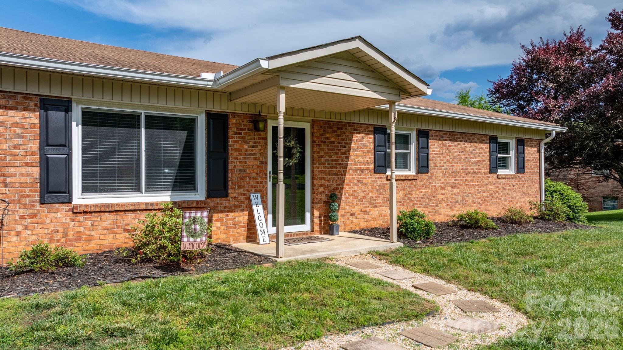 2609 Raintree Street Connelly Springs, NC 28612 - Photo 3 of 23