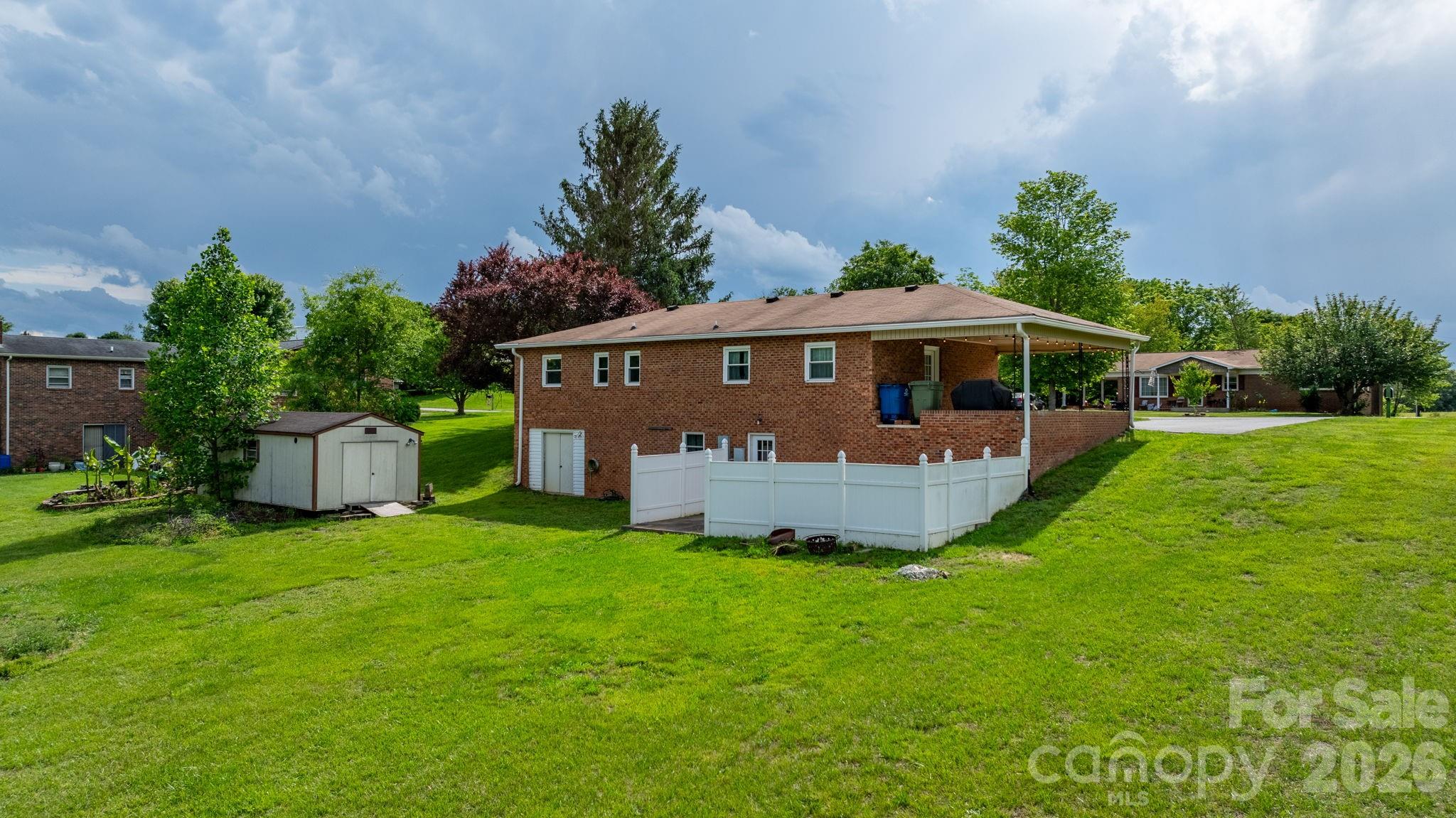 2609 Raintree Street Connelly Springs, NC 28612 - Photo 5 of 23