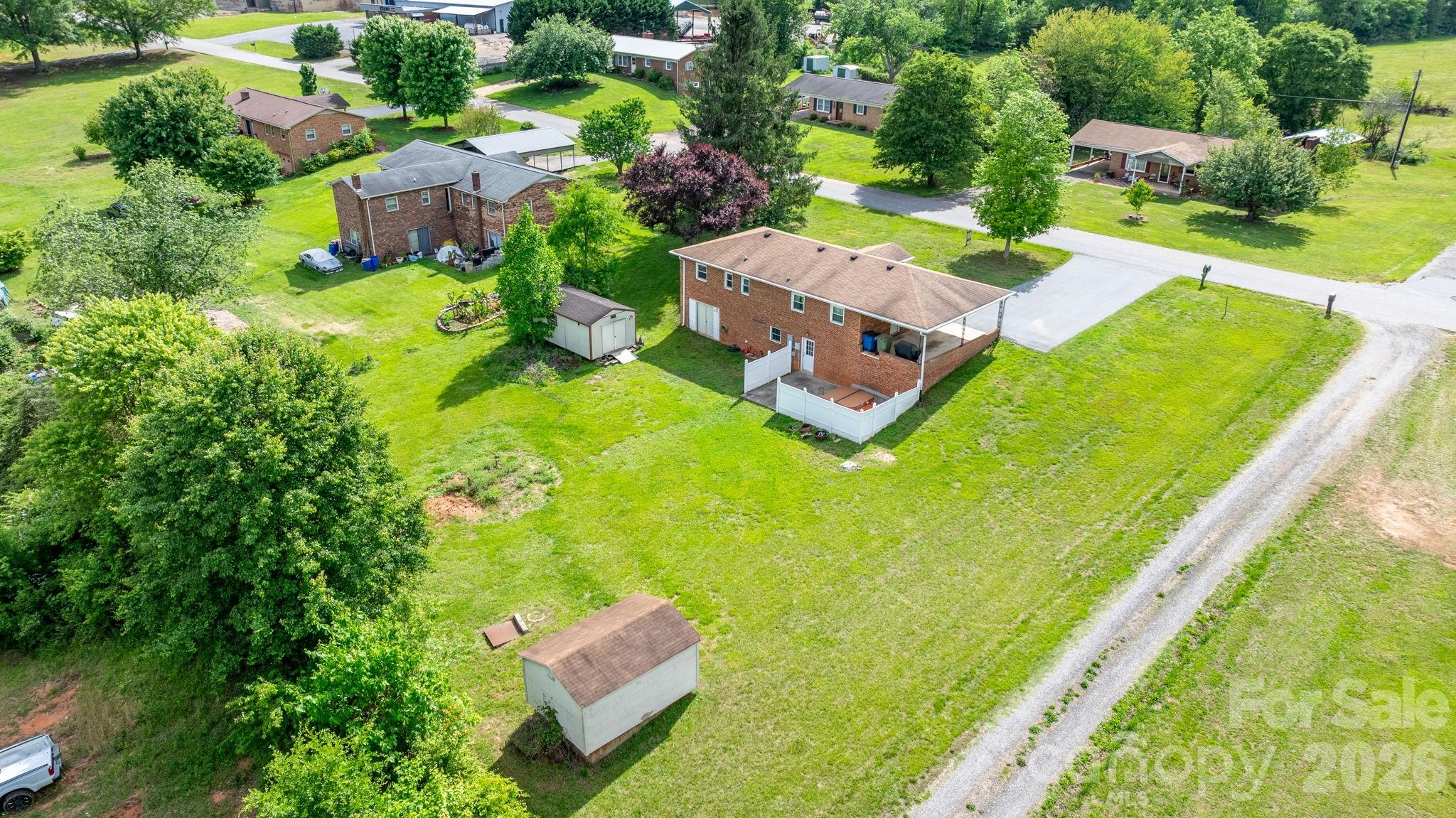 2609 Raintree Street Connelly Springs, NC 28612 - Photo 6 of 23