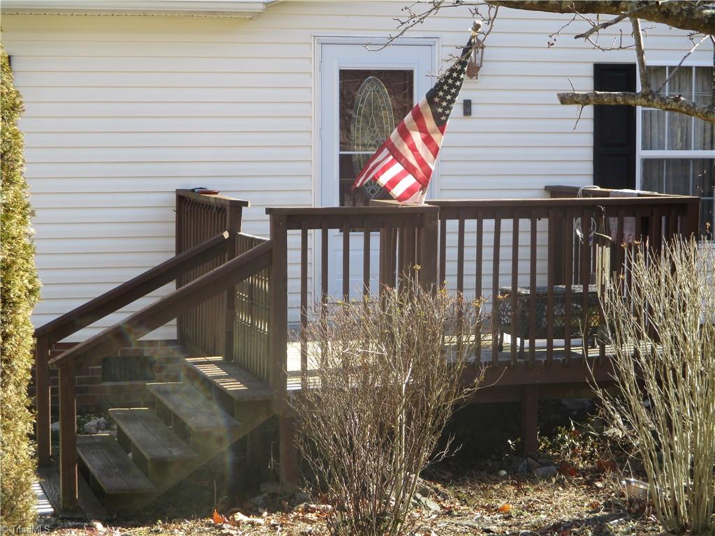 1015 Phillips Mill Road Pinnacle, NC 27043 - Photo 4 of 8