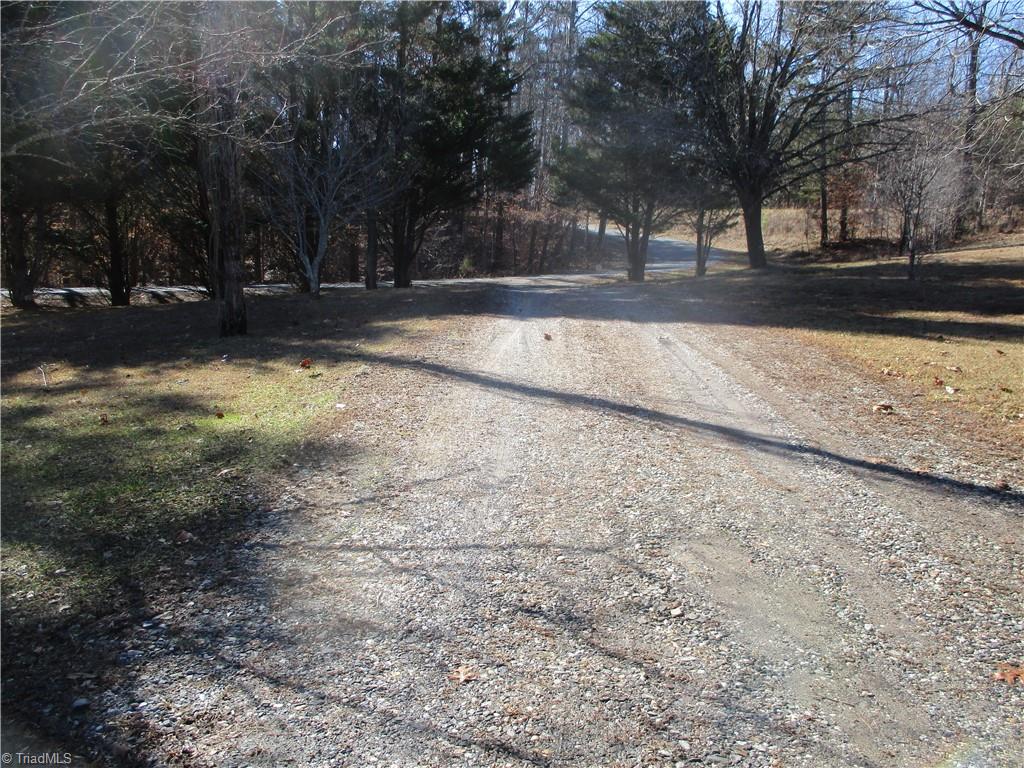 1015 Phillips Mill Road Pinnacle, NC 27043 - Photo 7 of 8