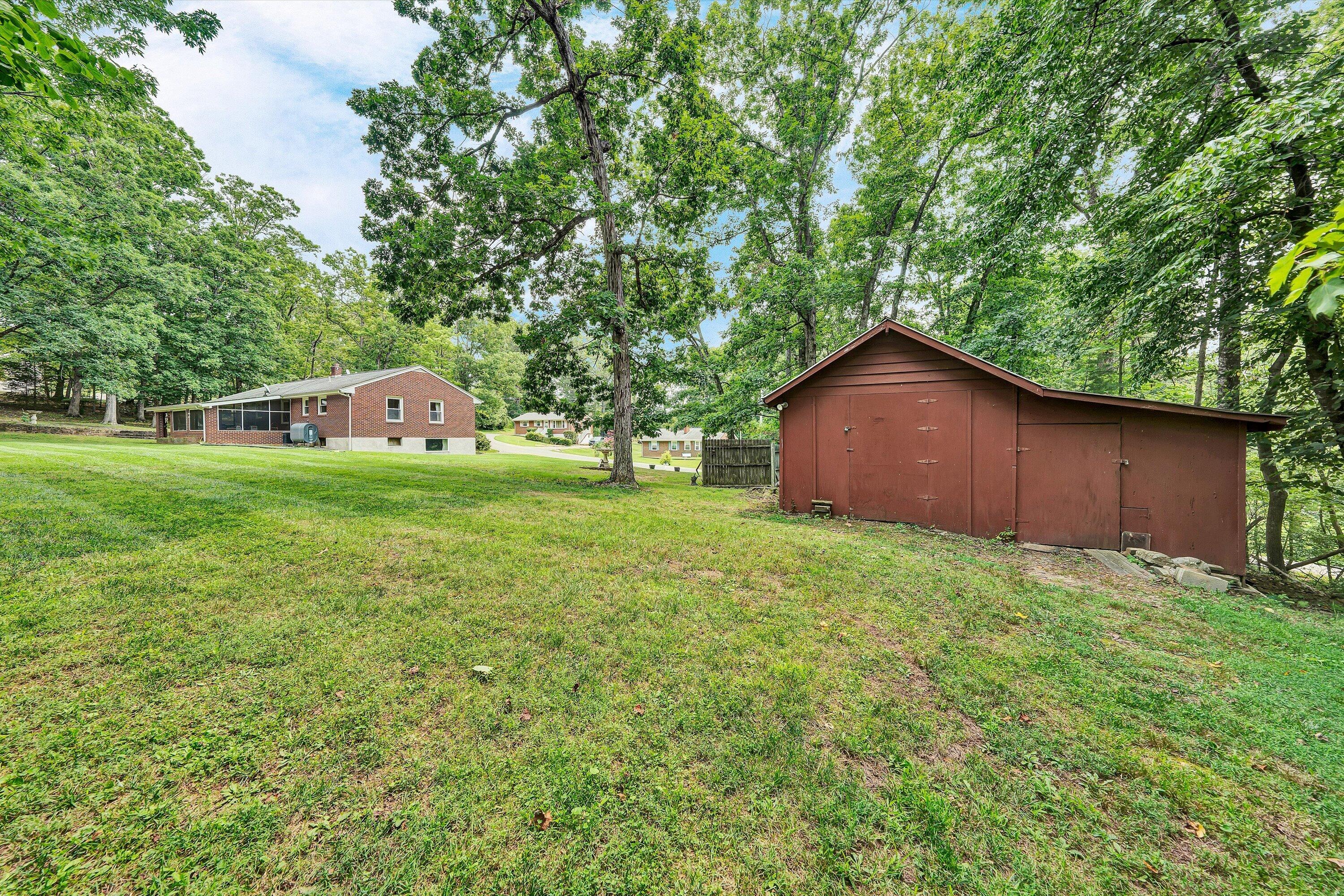 1819 N Road Salem, VA 24153 - Photo 27 of 36 27-DSC00142