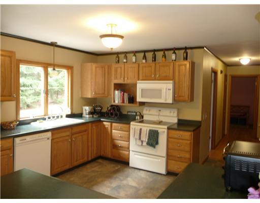 14 Sylvan Road Orono, ME 04473 - Photo 4 of 25 Kitchen.