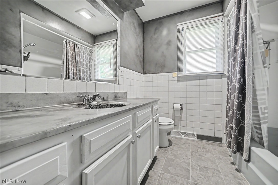 1053 Reed Road Mansfield, OH 44903 - Photo 8 of 21