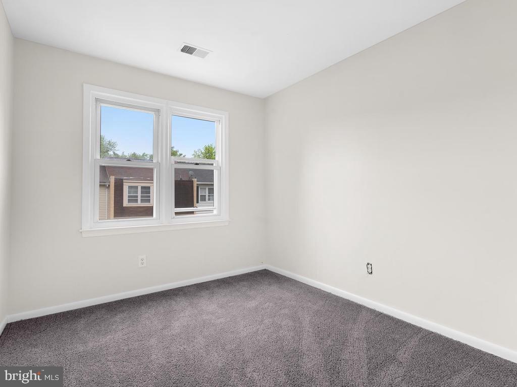 1635 Colonial Way Frederick, MD 21702 - Photo 14 of 32 Bedroom
