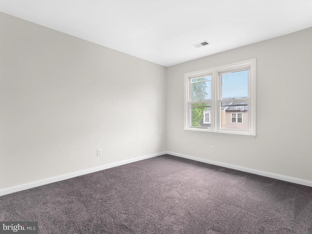 1635 Colonial Way Frederick, MD 21702 - Photo 16 of 32 Bedroom