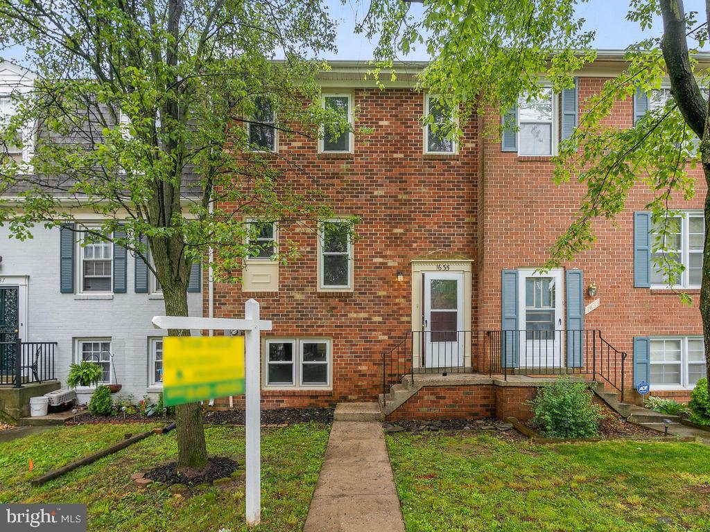 1635 Colonial Way Frederick, MD 21702 - Photo 25 of 32 Exterior