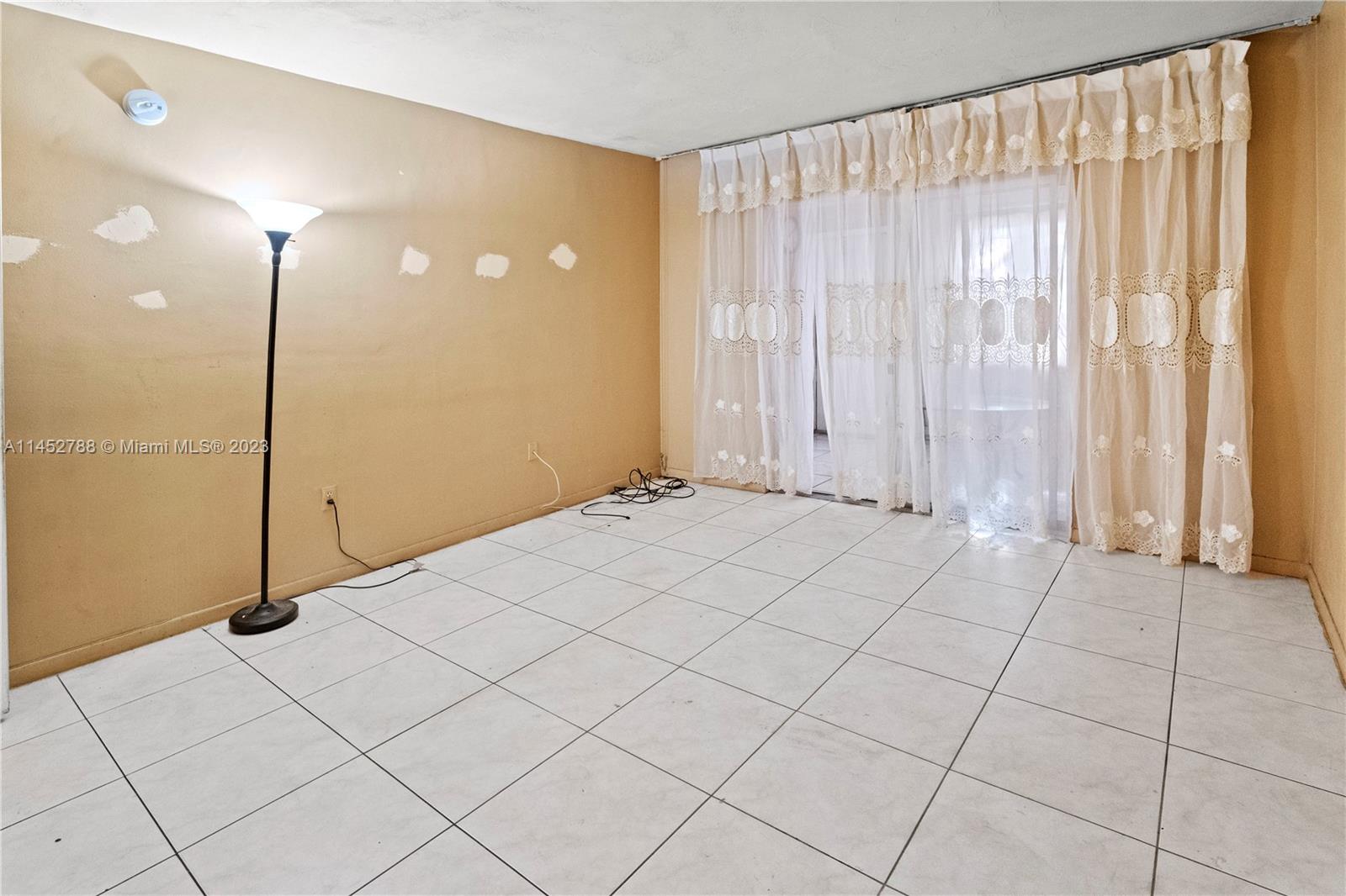 Norland Miami, FL 33179 - Photo 14 of 15 a view of an empty room and window