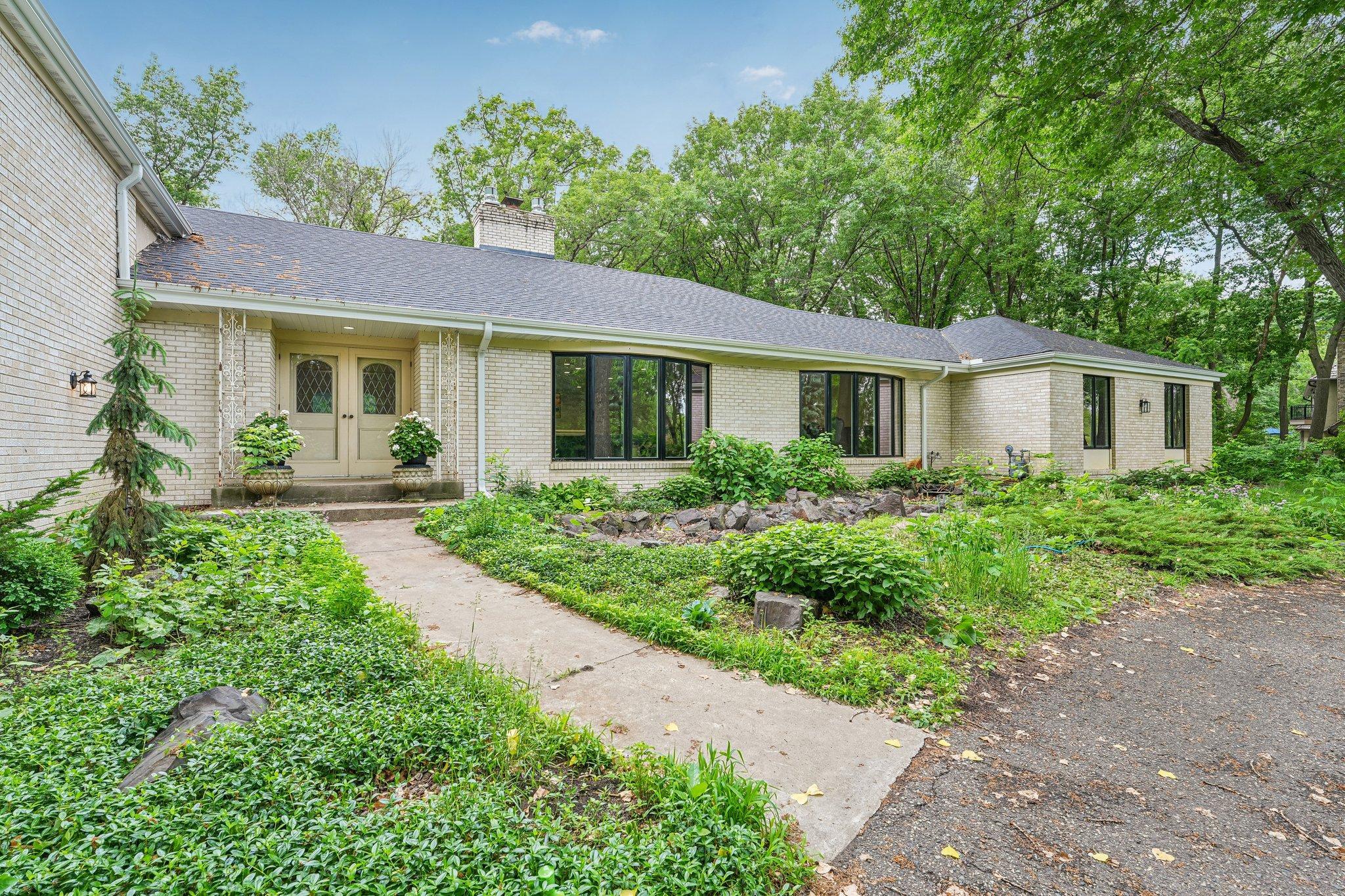 23 Evergreen Road North Oaks, MN 55127 - Photo 3 of 79
