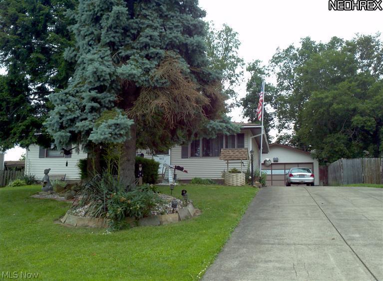 4613 Burkey Road Youngstown, OH 44515 - Photo 1 of 2