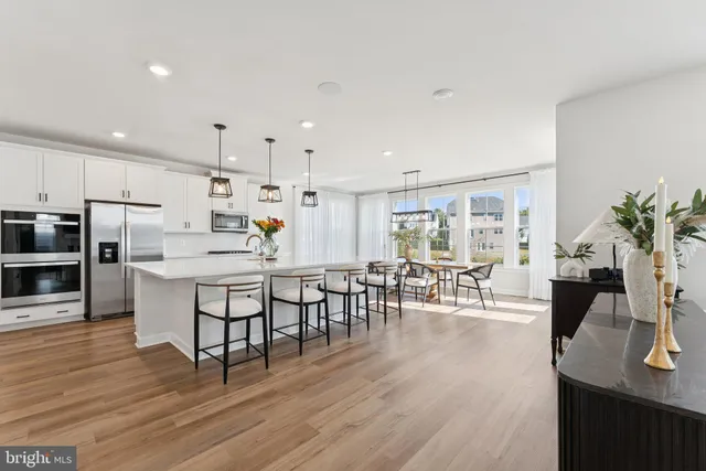 $6,000 | 14905 Heather Bloom Drive, Woodbridge, VA 22193