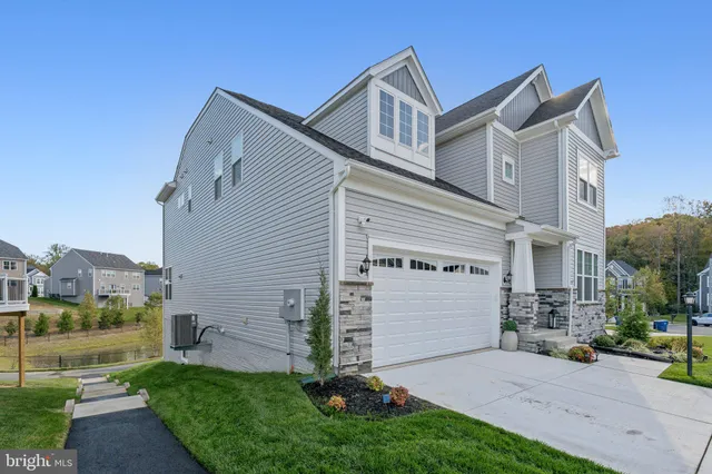 $6,000 | 14905 Heather Bloom Drive, Woodbridge, VA 22193