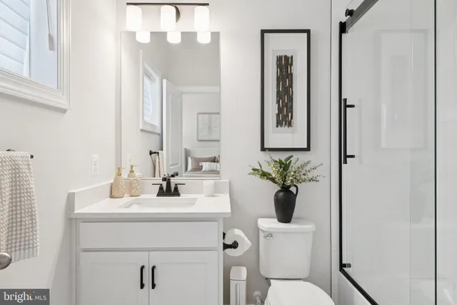 $6,000 | 14905 Heather Bloom Drive, Woodbridge, VA 22193