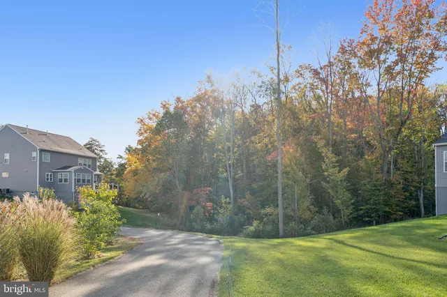 $6,000 | 14905 Heather Bloom Drive, Woodbridge, VA 22193