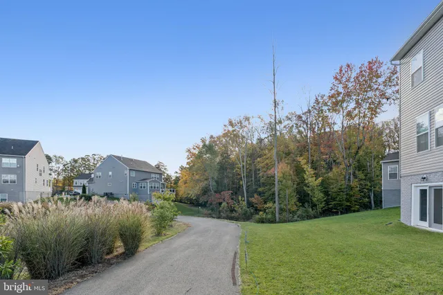 $6,000 | 14905 Heather Bloom Drive, Woodbridge, VA 22193