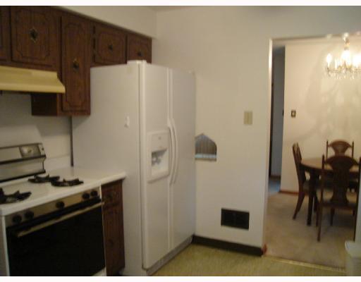 1360 Chartiers Avenue McKees Rocks, PA 15136 - Photo 3 of 8 Kitchen.