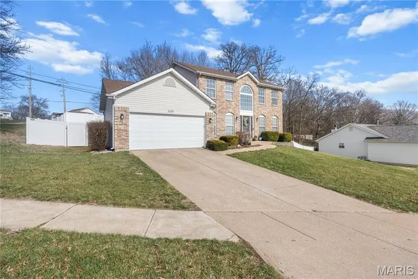$430,000 | 1137 Big Sky Drive, Fenton, MO 63026
