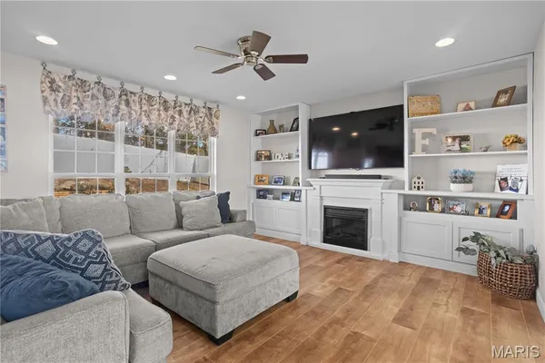 $430,000 | 1137 Big Sky Drive, Fenton, MO 63026