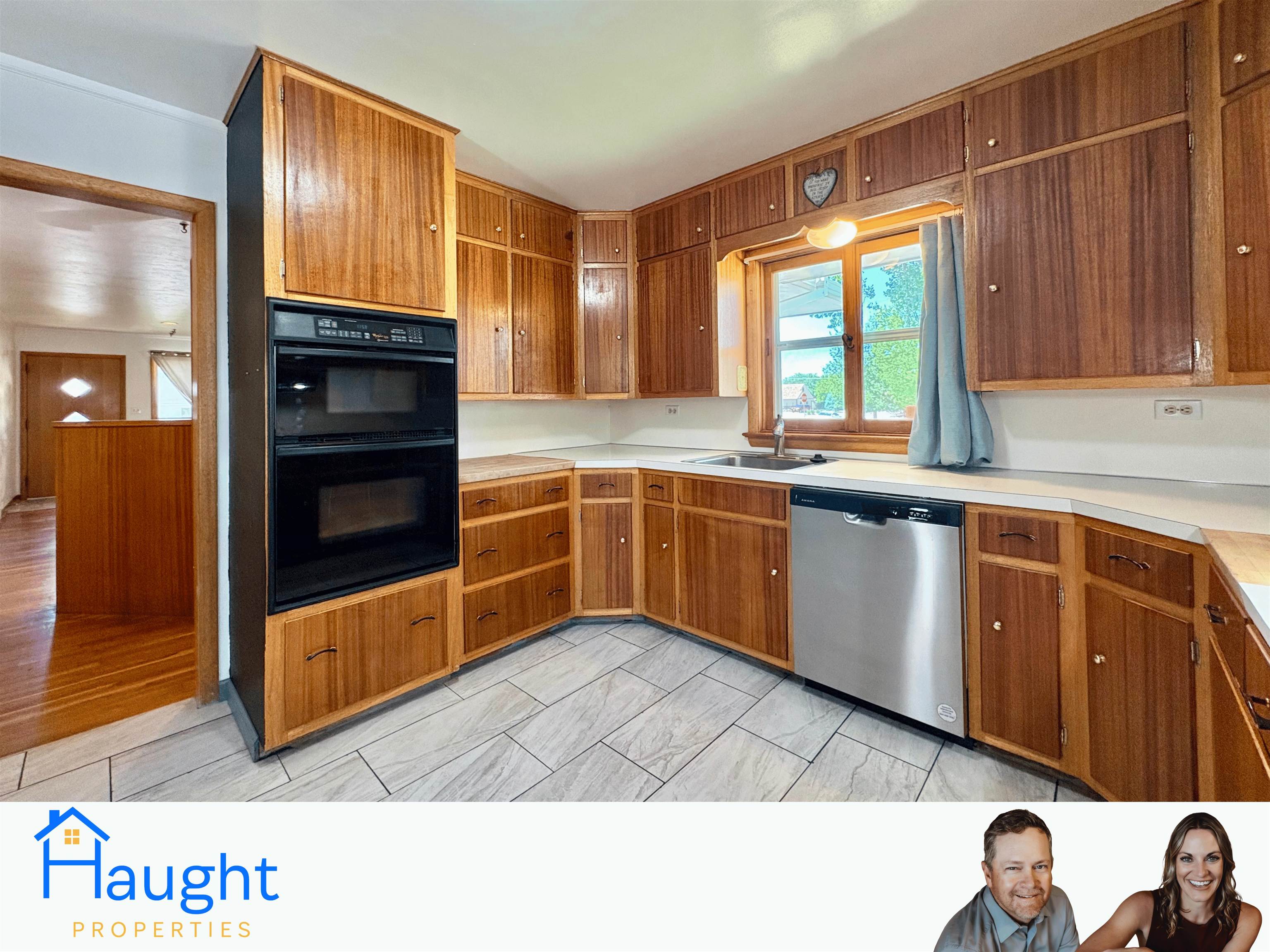 1102 Hamilton Street Douglas, WY 82633 - Photo 10 of 36