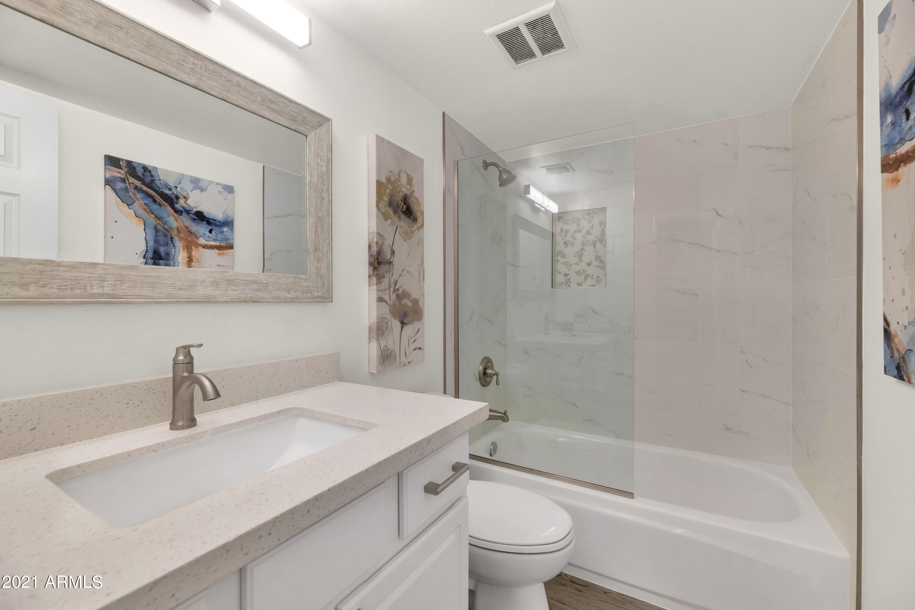 5221 North 24th Street, Unit 106 Phoenix, AZ 85016 - Photo 7 of 20 _TOD2657