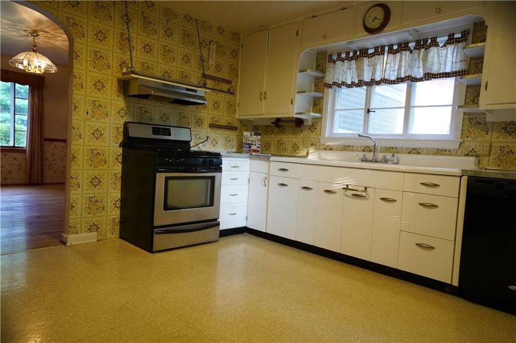 41 A Engle Road Industry, PA 15052 - Photo 16 of 25