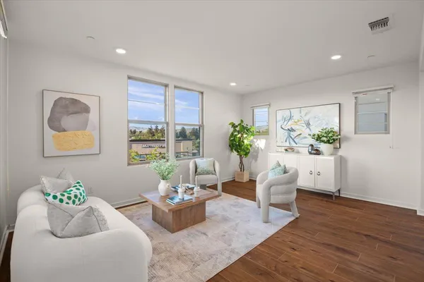 $1,240,000 | 1087 Bigleaf Place, Unit 109, San Jose, CA 95131