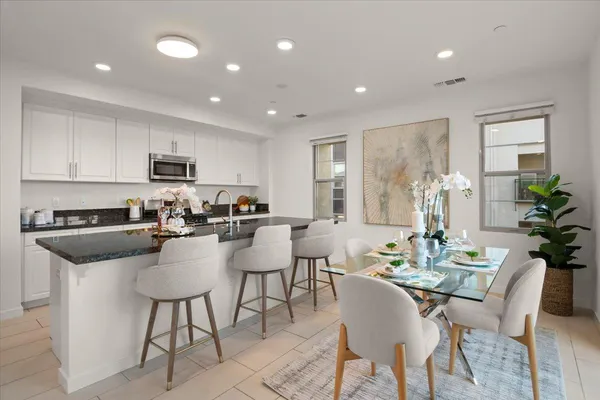 $1,240,000 | 1087 Bigleaf Place, Unit 109, San Jose, CA 95131