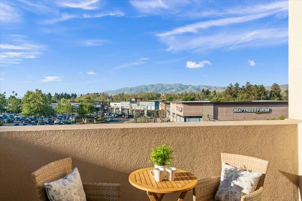 $1,240,000 | 1087 Bigleaf Place, Unit 109, San Jose, CA 95131