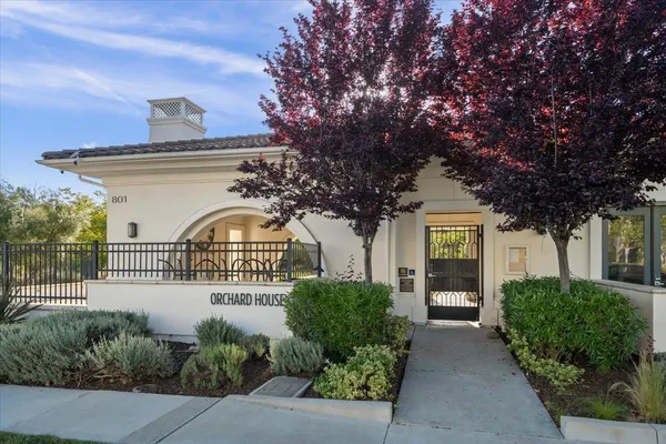 $1,240,000 | 1087 Bigleaf Place, Unit 109, San Jose, CA 95131