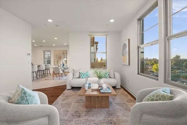 $1,240,000 | 1087 Bigleaf Place, Unit 109, San Jose, CA 95131