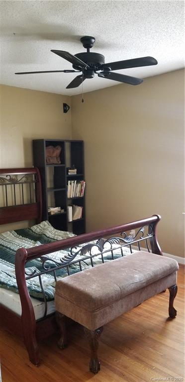 2923 Sunset Road Charlotte, NC 28216 - Photo 18 of 29 Gallery Image 18