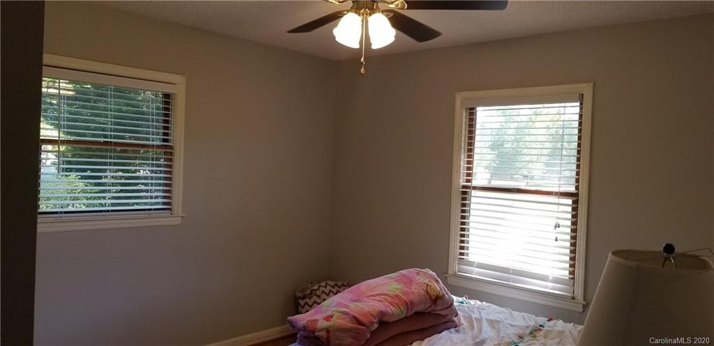 2923 Sunset Road Charlotte, NC 28216 - Photo 21 of 29 Gallery Image 21