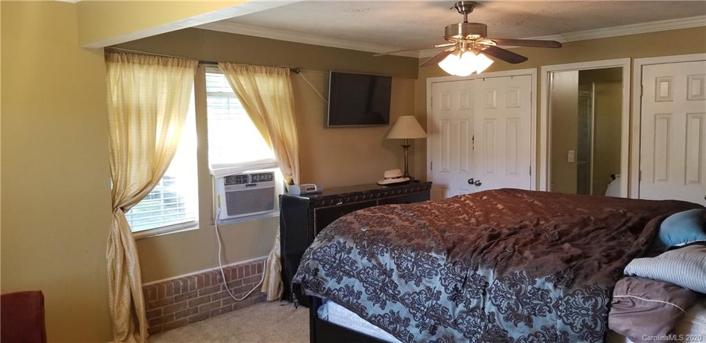 2923 Sunset Road Charlotte, NC 28216 - Photo 26 of 29 Gallery Image 26