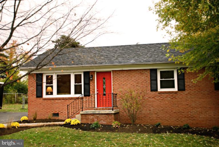 110 Williamson Road Winchester, VA 22602 - Photo 9 of 20 Exterior (Front)