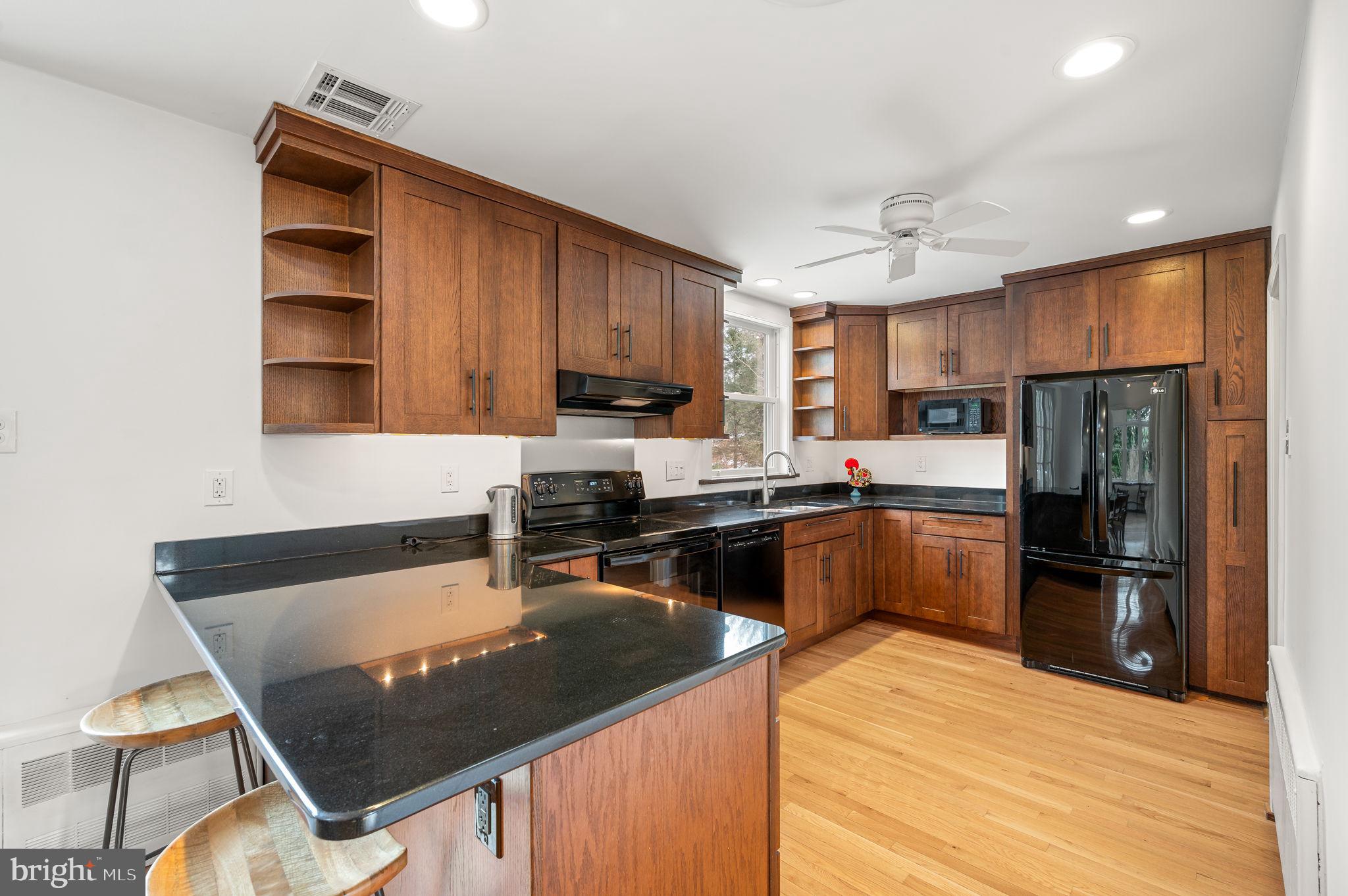 14 Rabbit Run Road Rose Valley, PA 19086 - Photo 11 of 54