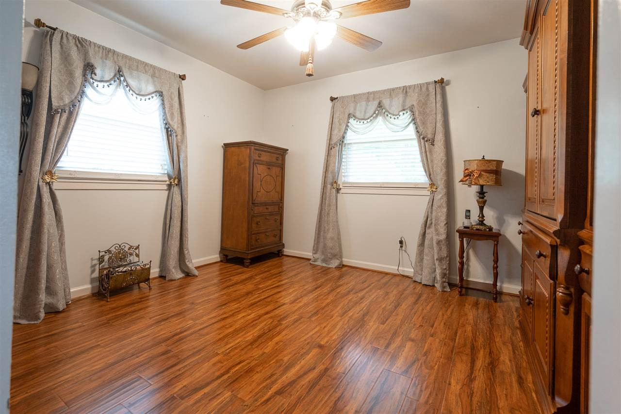212 Lynn Road Durham, NC 27703 - Photo 14 of 17 Photo 14