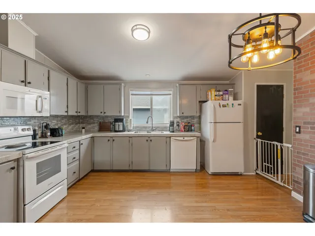 $315,000 | 201 Heavenly Court, Sutherlin, OR 97479