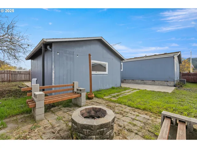 $315,000 | 201 Heavenly Court, Sutherlin, OR 97479