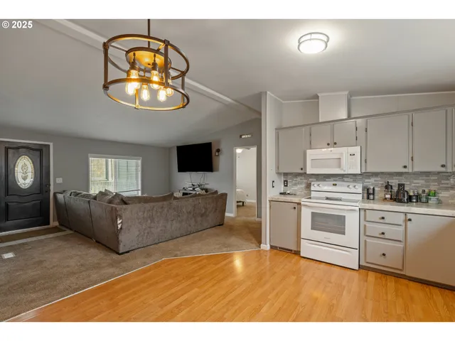 $315,000 | 201 Heavenly Court, Sutherlin, OR 97479