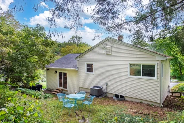 $675,000 | 16 Dellwood Avenue, Morristown, NJ 07960