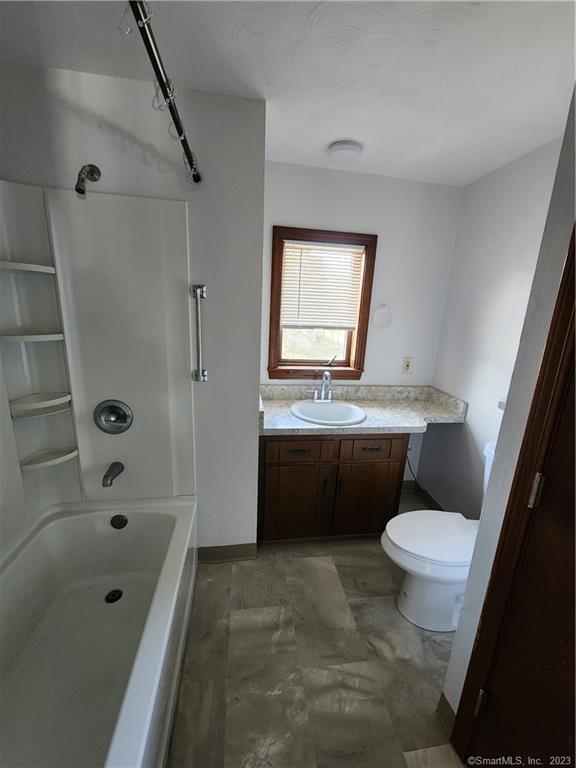 190 Divinity Street Bristol, CT 06010 - Photo 8 of 10