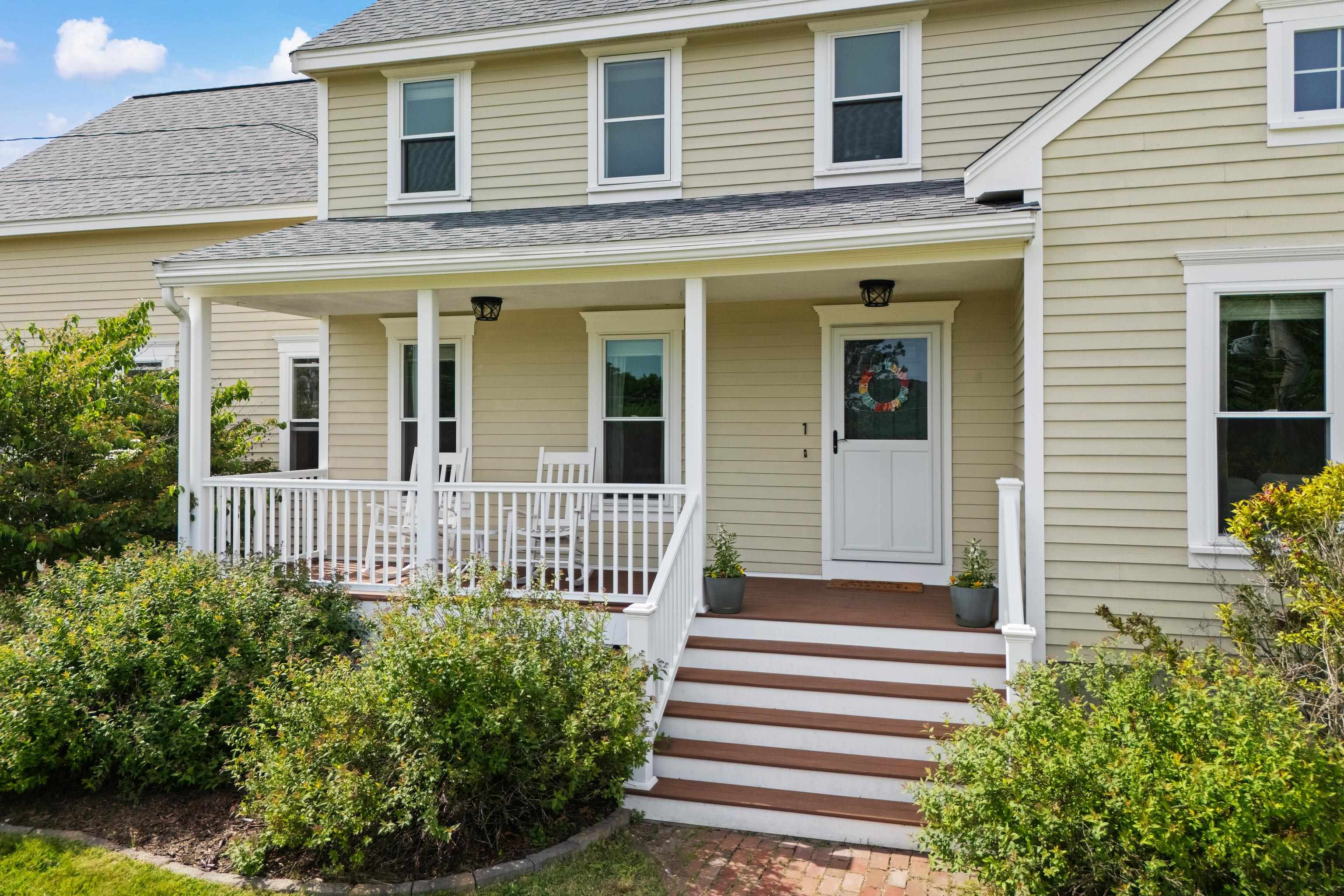 1 Bartlett Road Stratham, NH 03885 - Photo 4 of 60