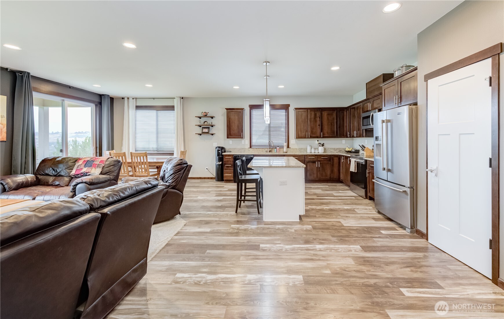 3050 Riverview Lane Malaga, WA 98828 - Photo 17 of 40