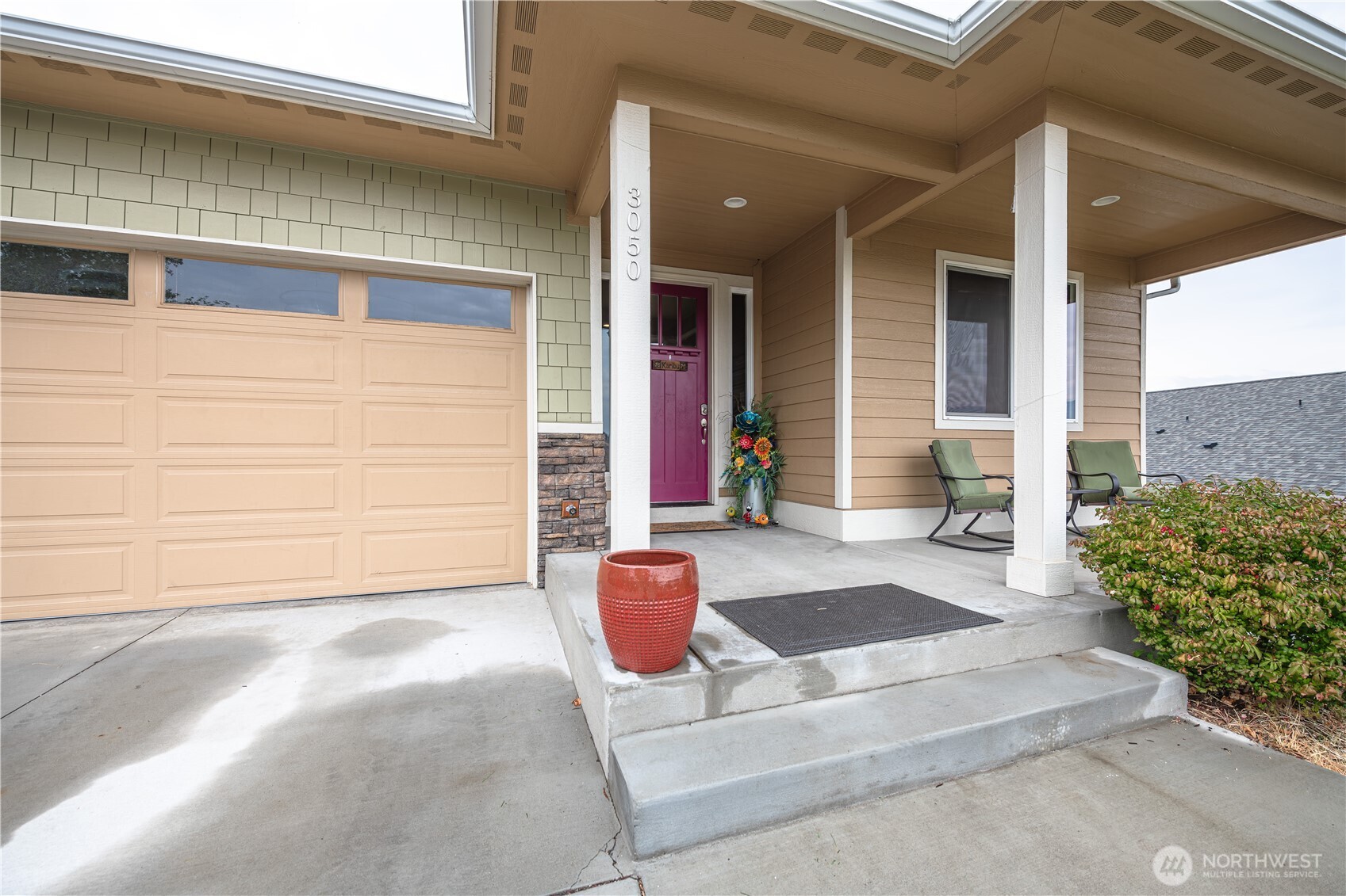 3050 Riverview Lane Malaga, WA 98828 - Photo 6 of 40