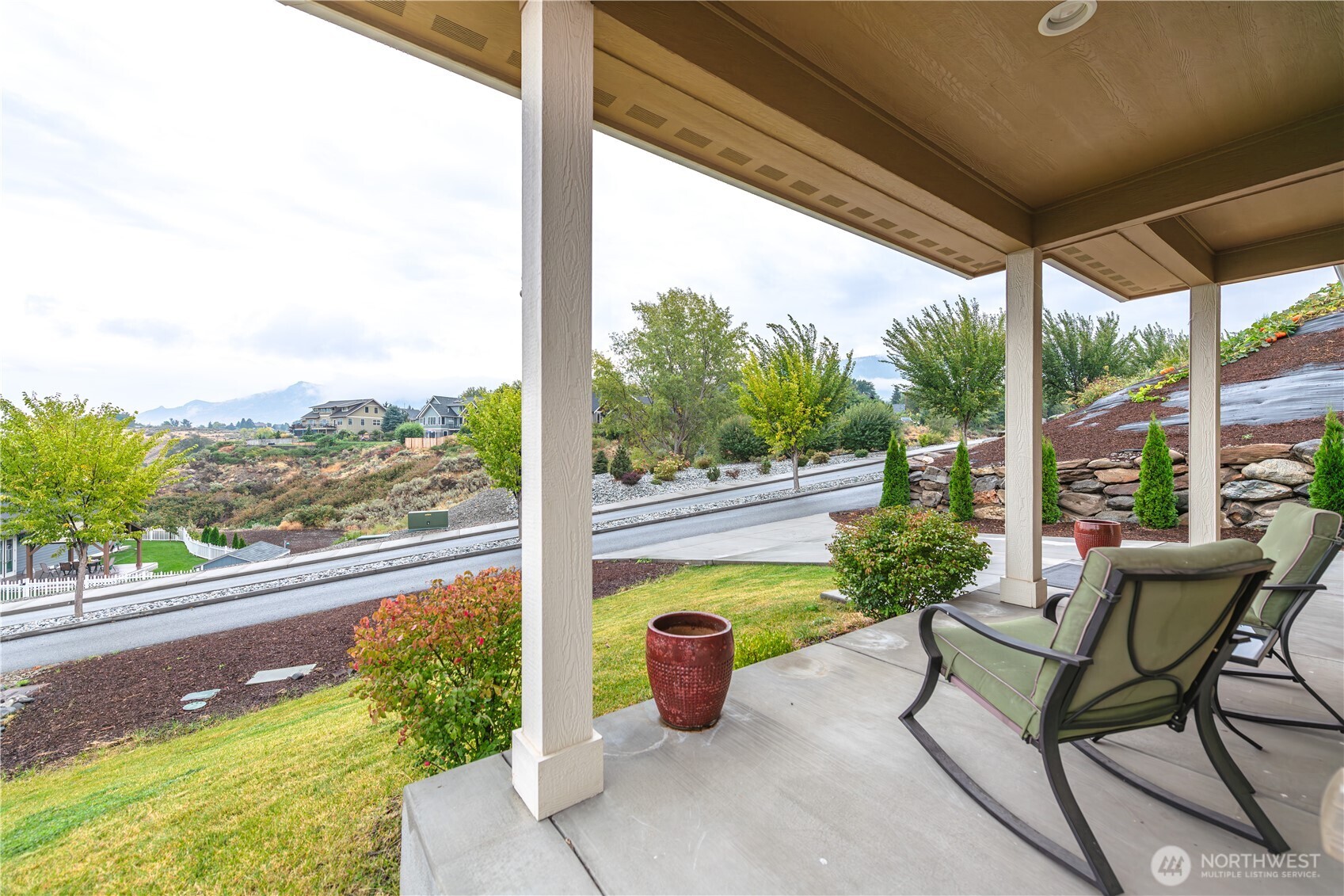 3050 Riverview Lane Malaga, WA 98828 - Photo 7 of 40