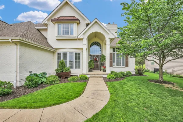 $550,000 | 3005 East Stone Creek Boulevard, Urbana, IL 61802